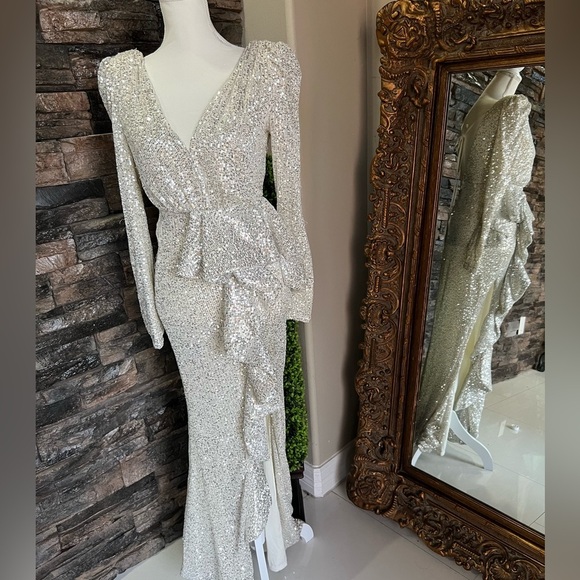 Elegant Silver Sequin Wrap Dress - Picture 1 of 11